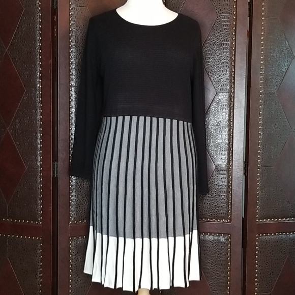 Calvin Klein Dresses & Skirts - Calvin Klein Pleated Sweater Dress  1X